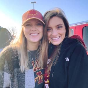 Meet your Posher, Amelia